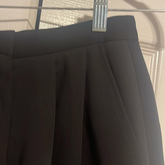 Babaton fully lined black high waisted shorts in black size 00 NWOT - Picture 5 of 10